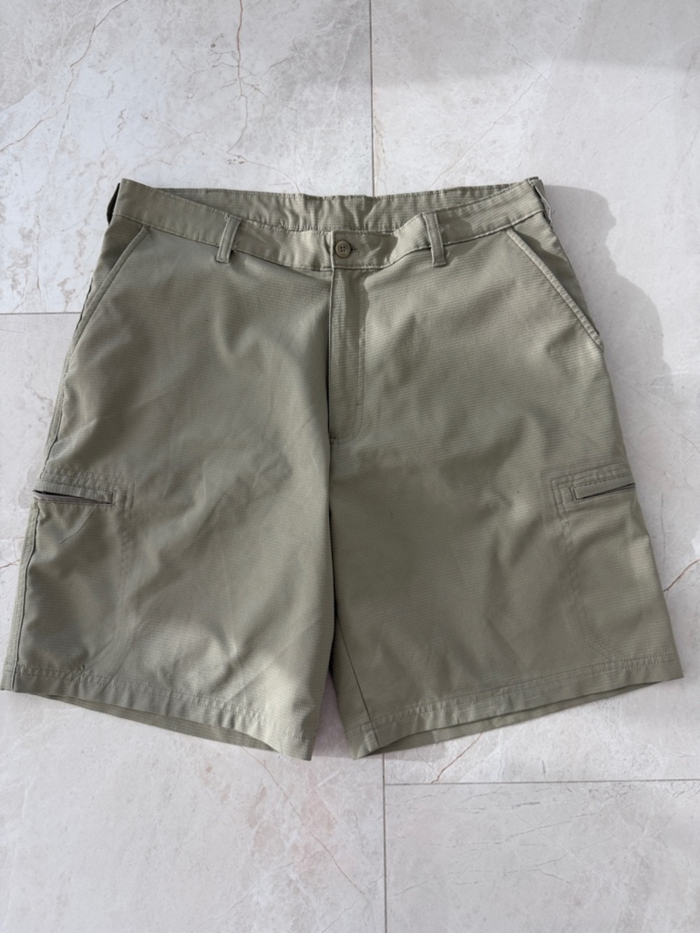 Champion Men's golf khaki Cargo Shorts